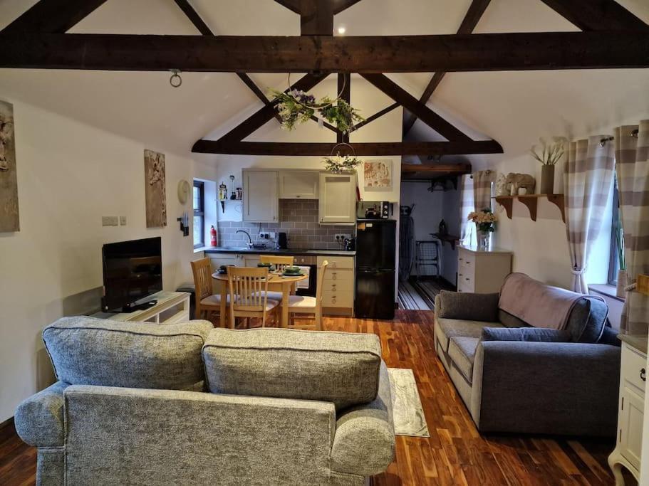 Joiners Arms - Studio Apartments Market Drayton Extérieur photo